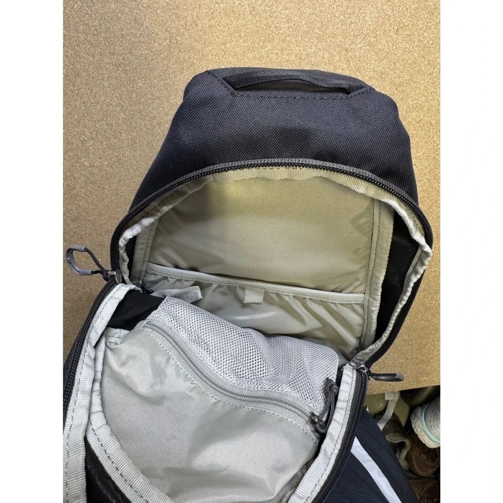 Osprey Daylite Sling Black‎ 6L Everyday Travel Hiking Crossbody Bag NEW